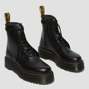 Dr. Martens Women’s Black Jarrick Smooth Leather Platform Boots‎ Size 10